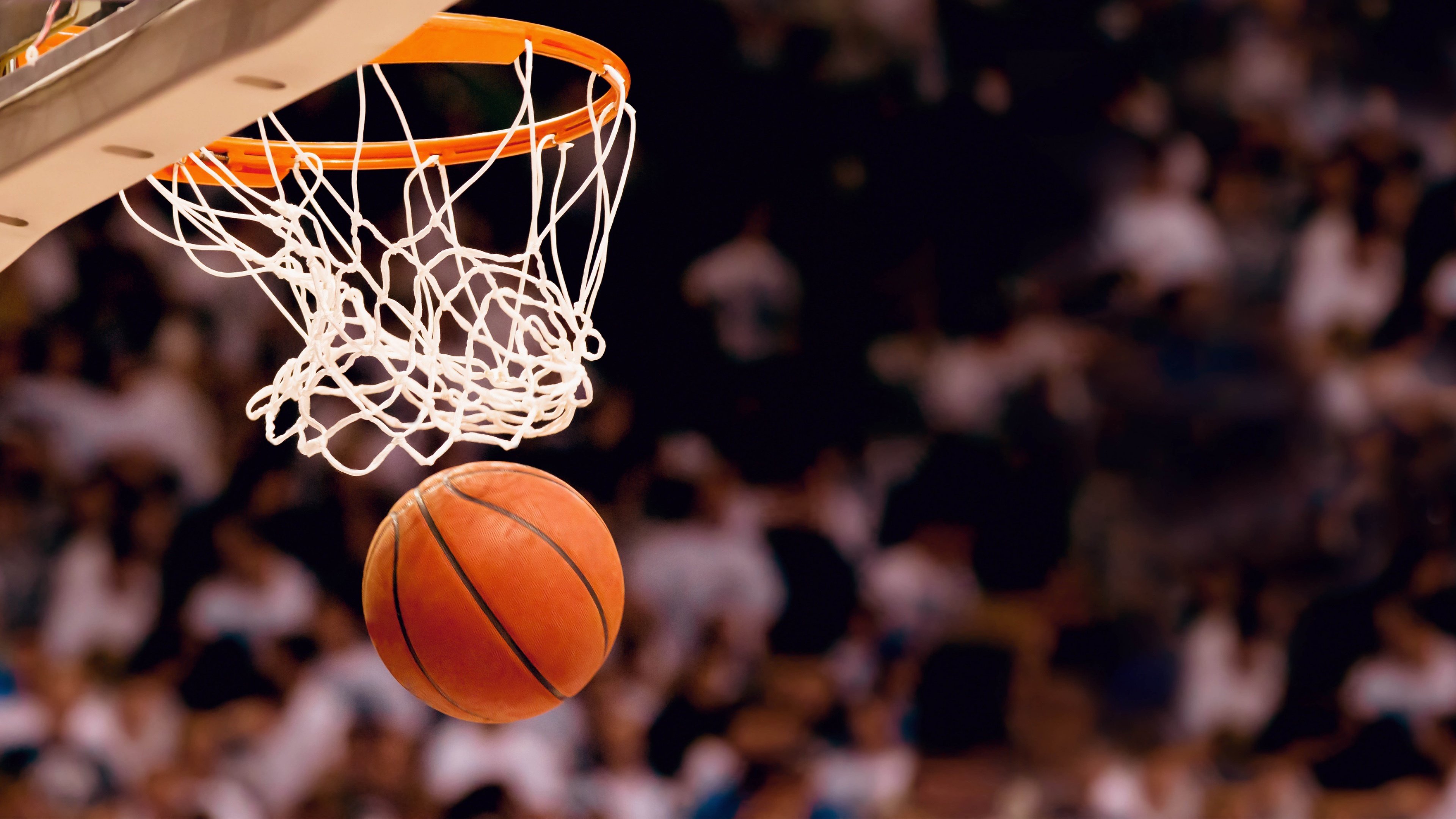 魔幻足球之夜,罗马血拼曼联,黄喜灿却在NBA总决赛爆砍50分?